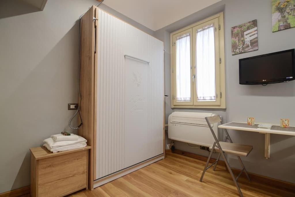 Apartamento Keys Of Italy - Sgiuseppe 18 - Monolocale Intimo E Conveniente A Santa Croce Florencia Exterior foto